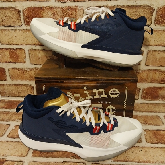 Pre-owned 2021 Jordan Zion 1 - Picture 1 of 11